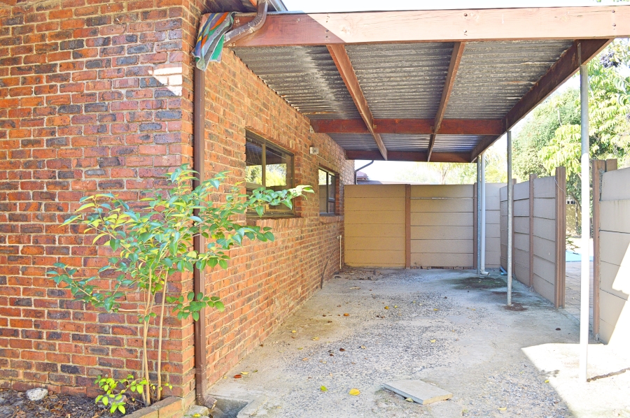 To Let 1 Bedroom Property for Rent in Rosendal Western Cape